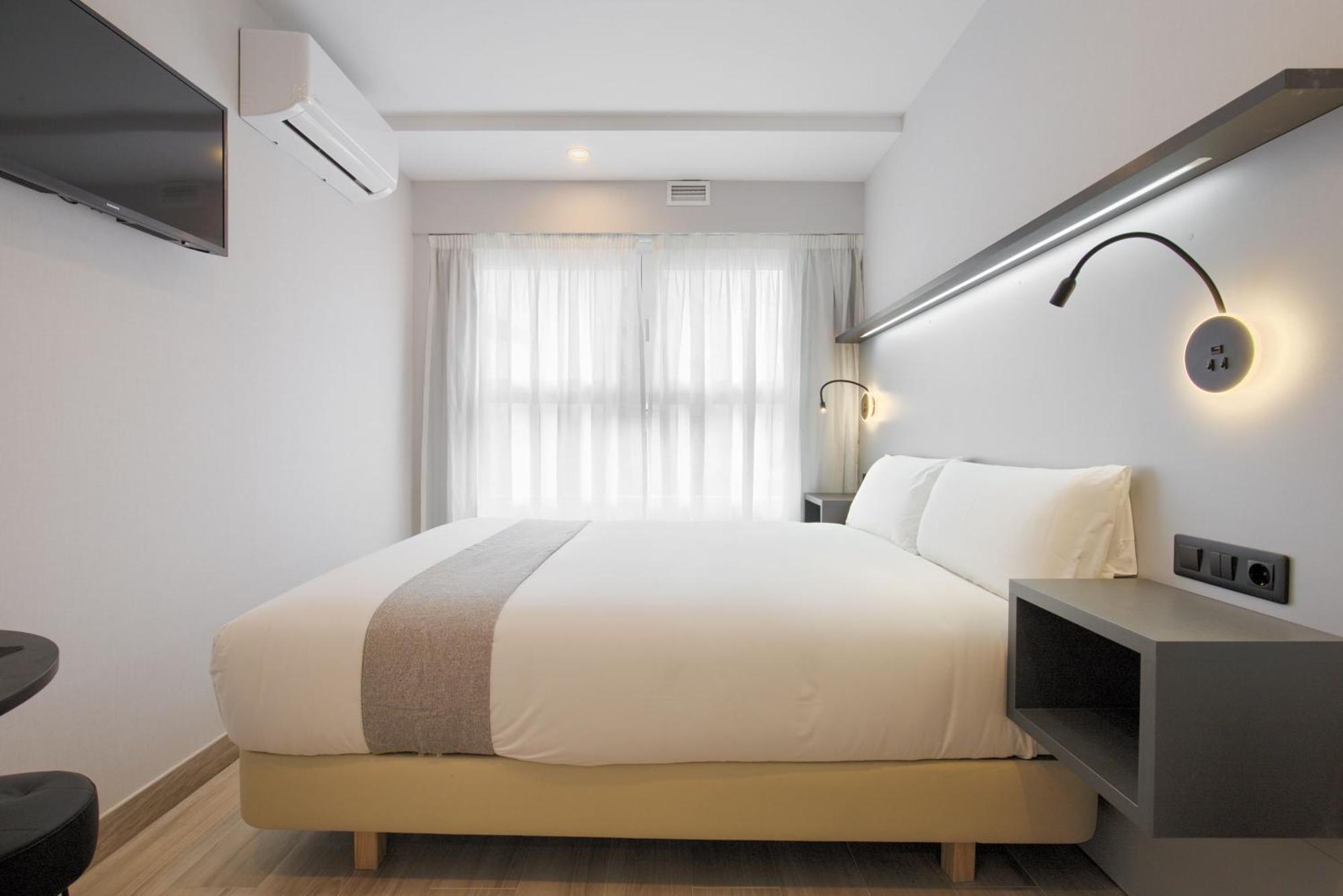 Dobo Madrid Sb20 Apartment ภายนอก รูปภาพ